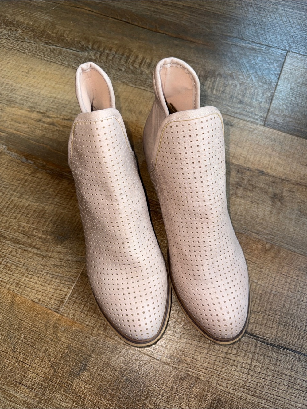 Women's Light Pink Ankle Booties
